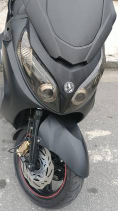 DAFRA MAXSYM 400i 